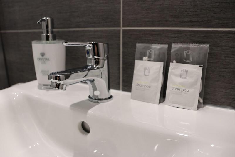 Hotel Crystal Кошице Екстериор снимка